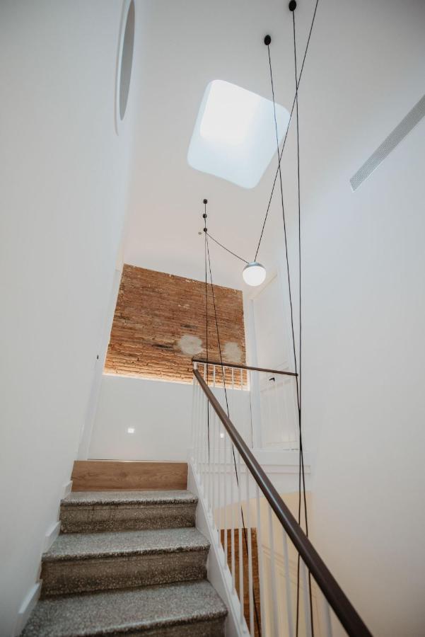 Petit Luxe Volta Bed & Breakfast Terrassa Exterior photo
