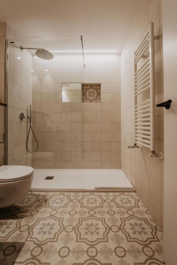Petit Luxe Volta Bed & Breakfast Terrassa Exterior photo